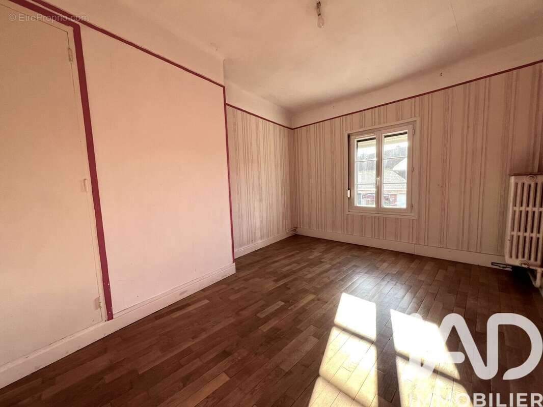 Maison 117 m² à Vitry-En-Perthois  - photo 7
