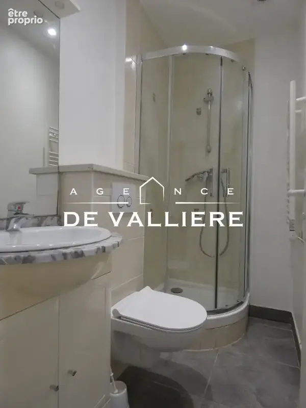 Studio 33 m² hypercentre Nanterre - photo 4
