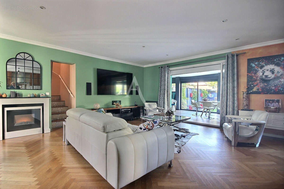 Maison à CONFLANS-SAINTE-HONORINE