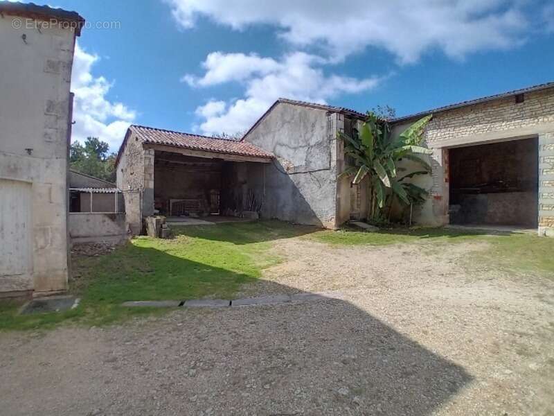 Maison à SAINT-MARY