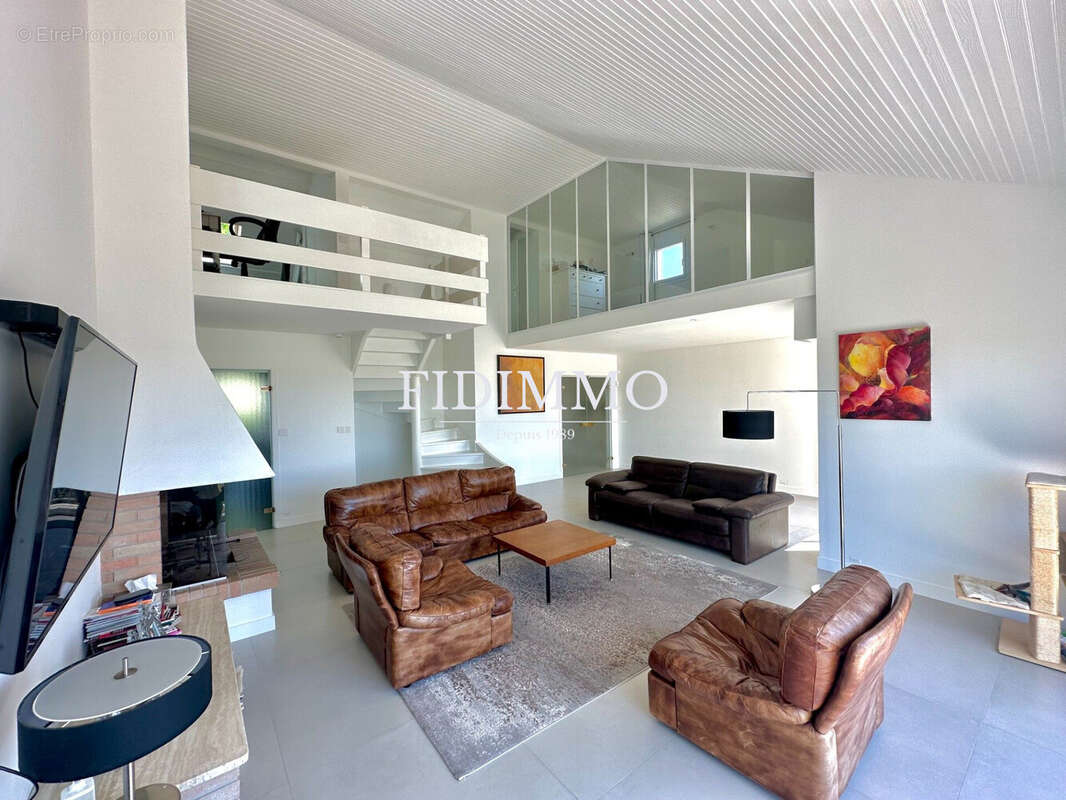 Maison à CHENNEVIERES-SUR-MARNE