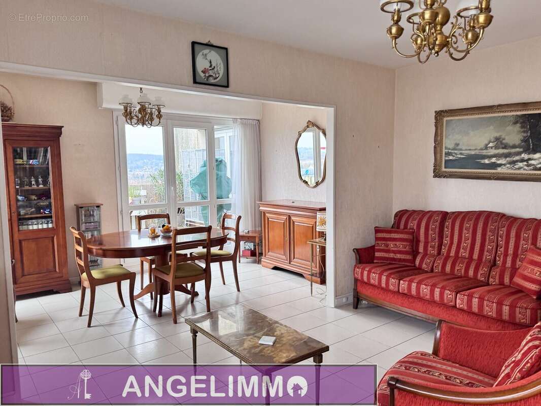 Appartement à LE PLESSIS-BOUCHARD