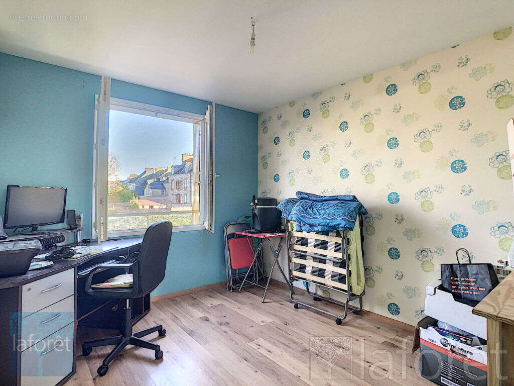 Appartement à FOUGERES