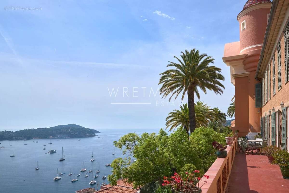 Appartement à VILLEFRANCHE-SUR-MER