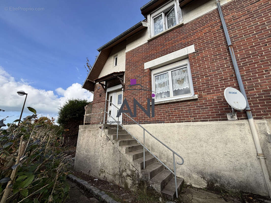 Maison à MARTIN-EGLISE