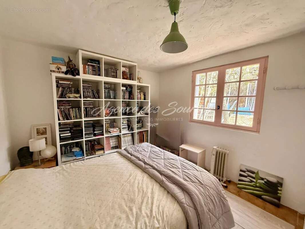 Maison à ENTRECASTEAUX