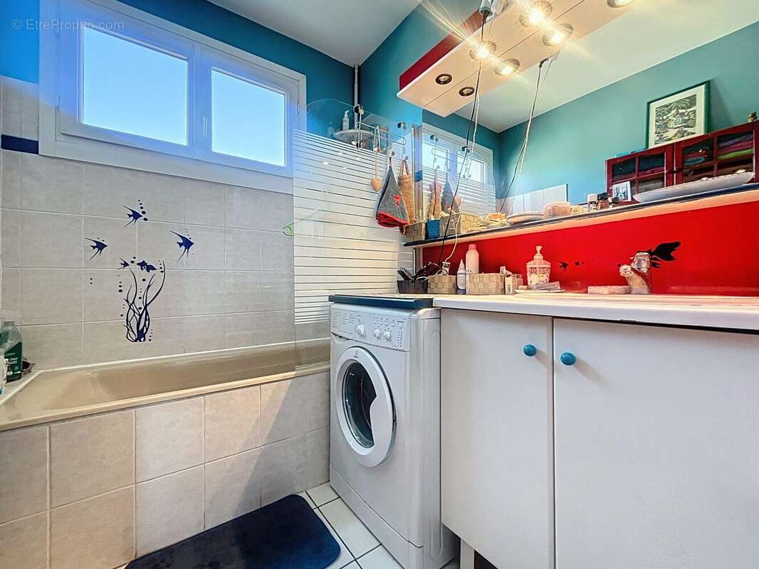 Appartement à FONTAINE