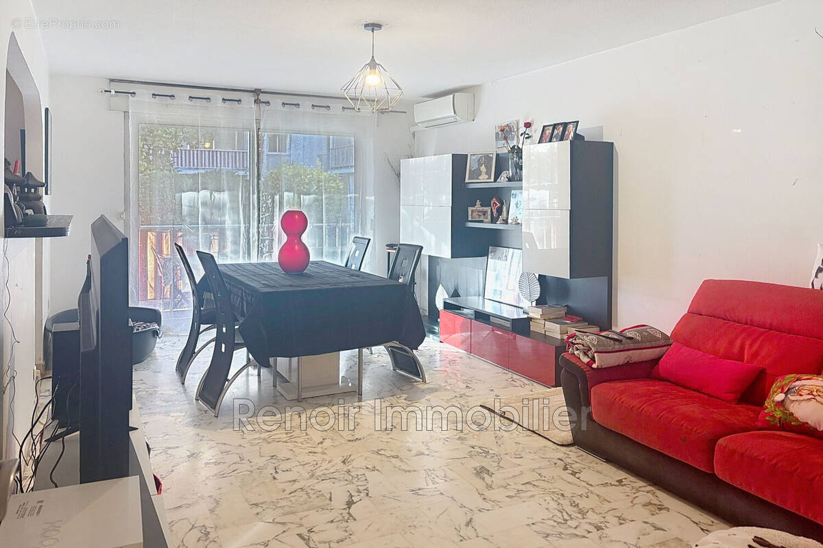 Appartement à CAGNES-SUR-MER