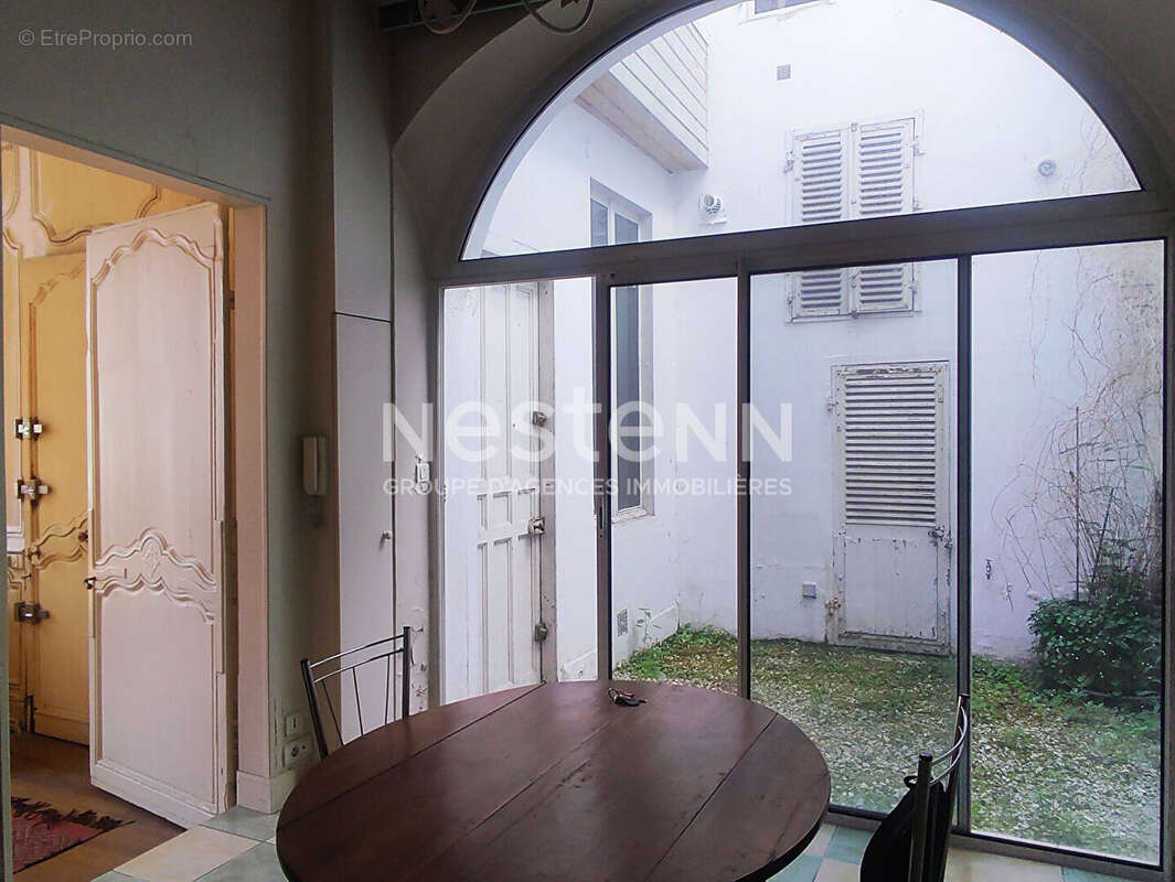 Un Appartement  hyper centre de LA ROCHELLE - photo 6