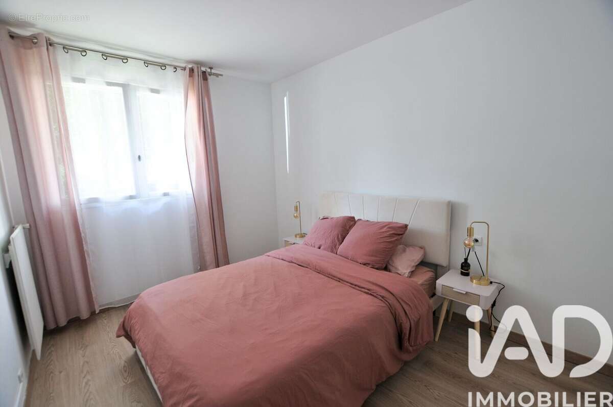 Photo 9 - Appartement à LE PERREUX-SUR-MARNE