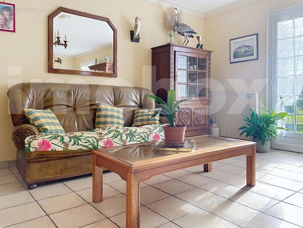 mme-dersoir-couffe_00002 - Maison à COUFFE