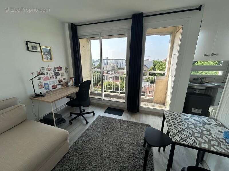 Appartement à MAISONS-ALFORT