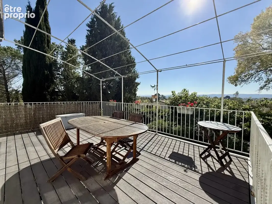 CARCASSONNE - Entièrement rénovée avec goût, 4.4 Ha de terrain et maison d'amis - photo 4