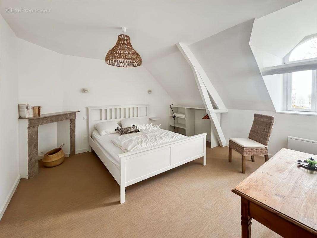 Maison à SELLES