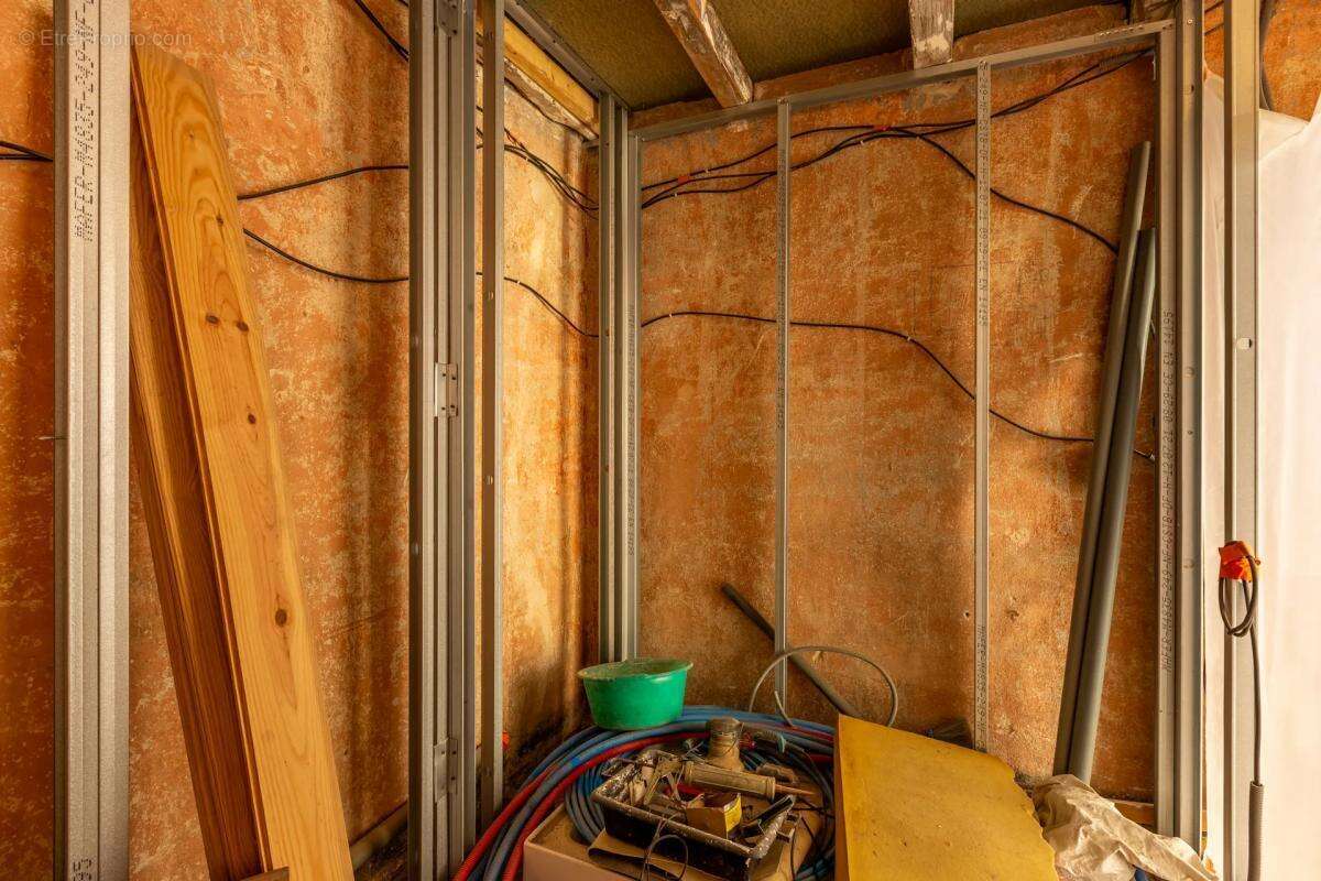 Maison à VAUX-EN-BEAUJOLAIS