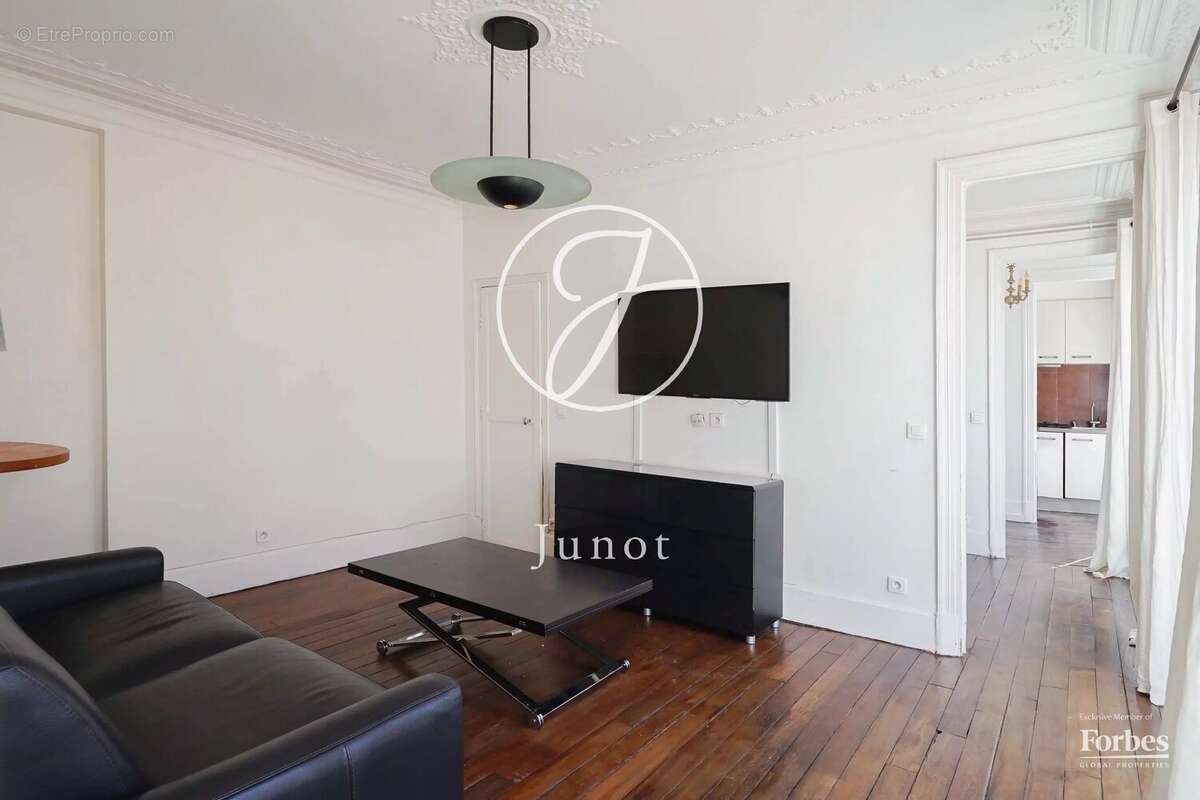 Appartement à PARIS-4E