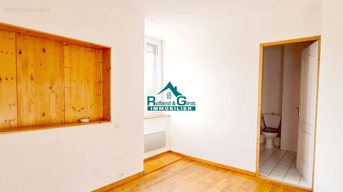 Maison à NOYAL-SUR-VILAINE