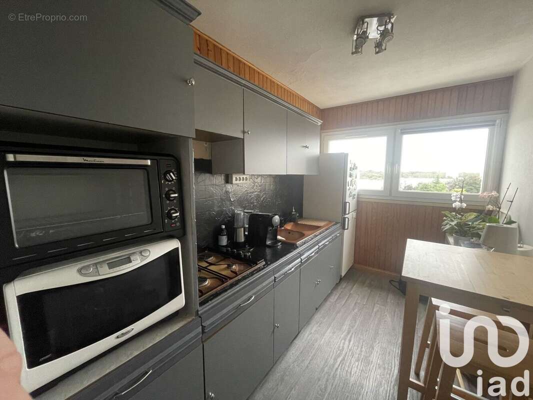 Photo 3 - Appartement à EPINAY-SOUS-SENART