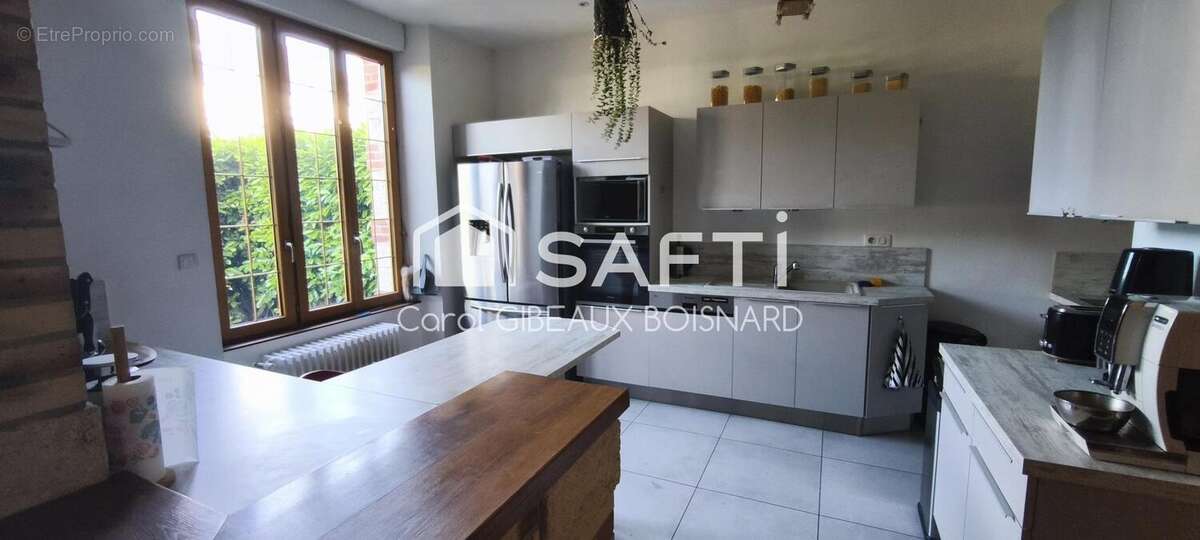 Maison 176 m² à Arrou  - photo 7
