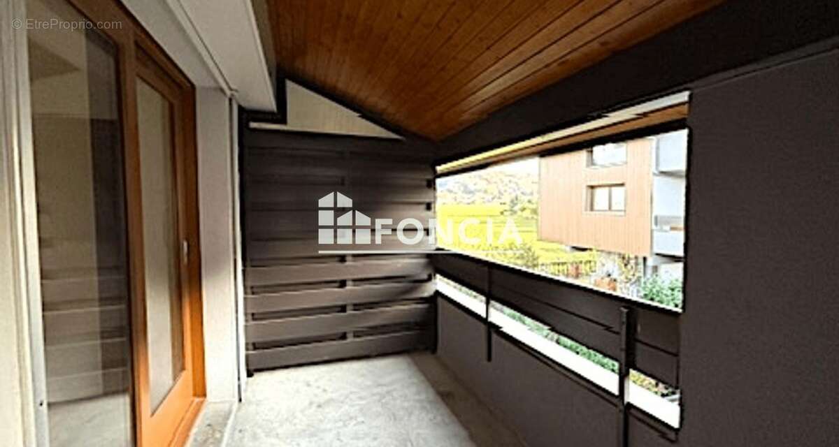 Appartement à DOUVAINE