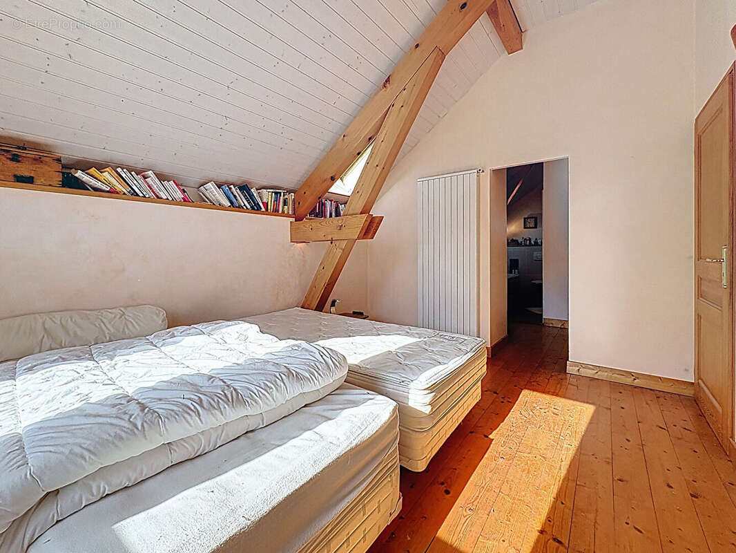 Maison La Roche Sur Foron 6 pièce(s) 172m2 - photo 9