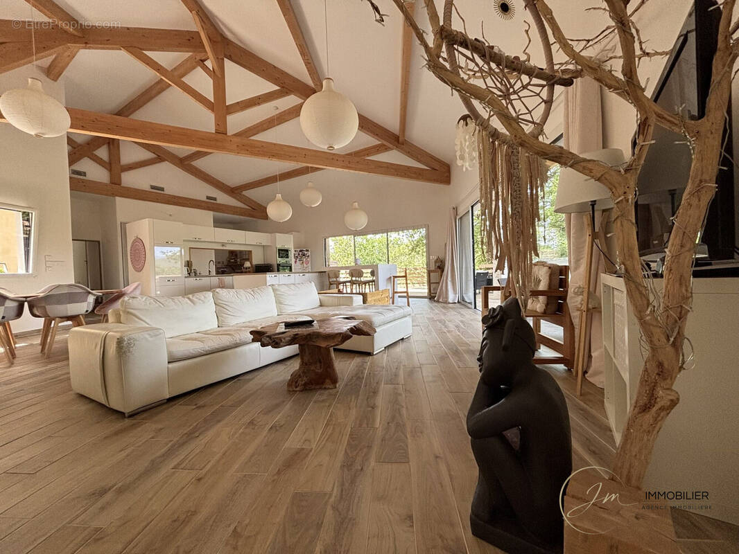 Maison à LAROQUE