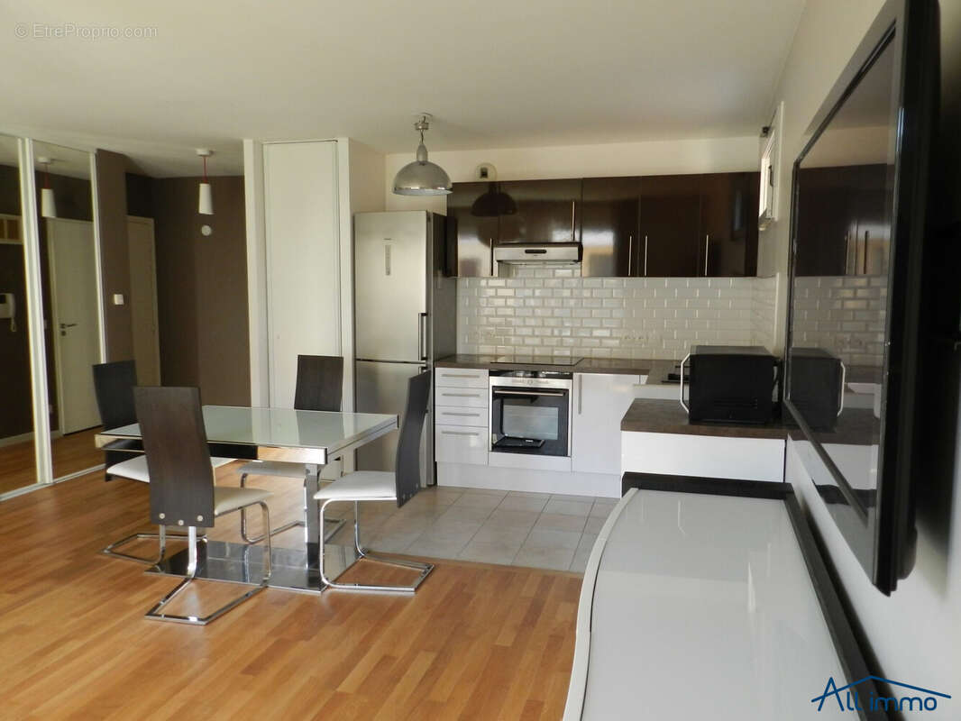 Appartement à NOGENT-SUR-MARNE
