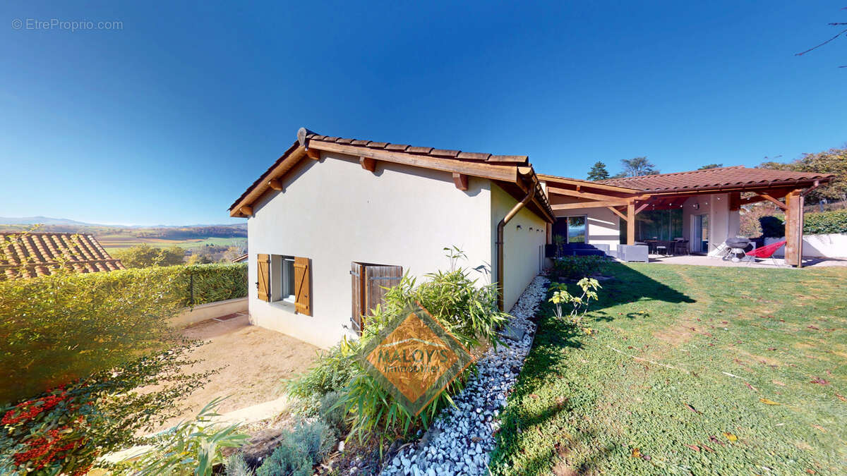 Maison à LE BOIS-D'OINGT