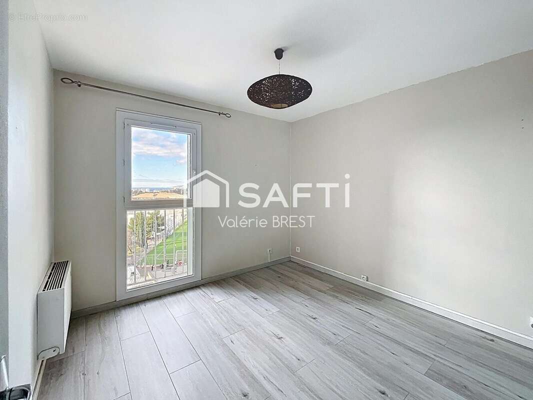 Photo 6 - Appartement à MARSEILLE-4E