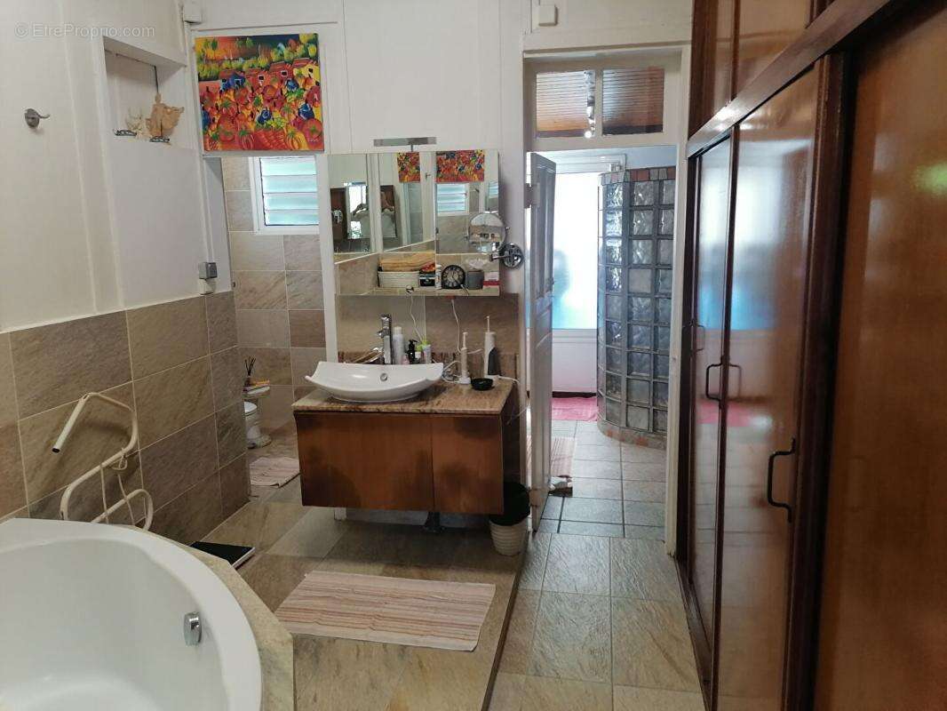 Maison à SAINT-DENIS