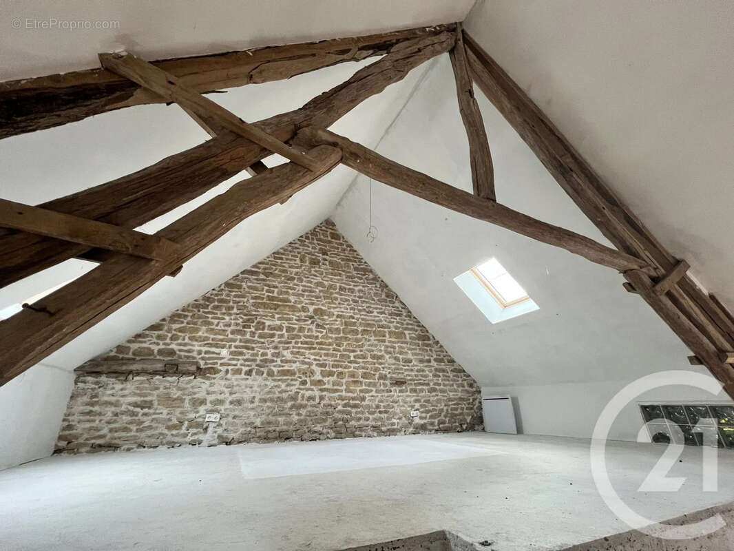 Maison à SAINT-PIERRE-DU-MONT