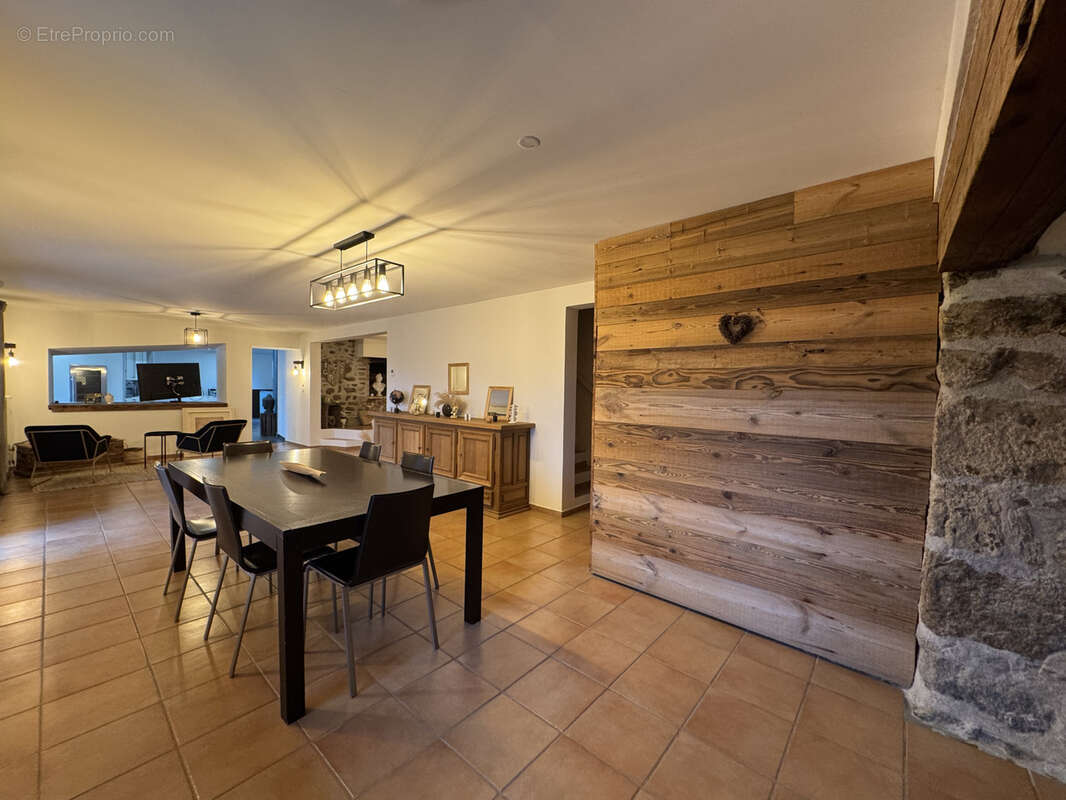 Maison à SAINT-GENEST-MALIFAUX