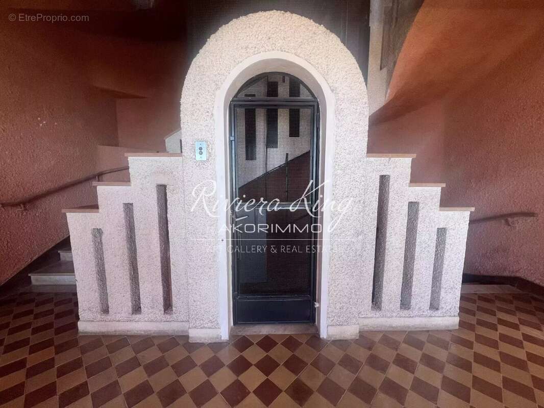 Appartement à BEAULIEU-SUR-MER