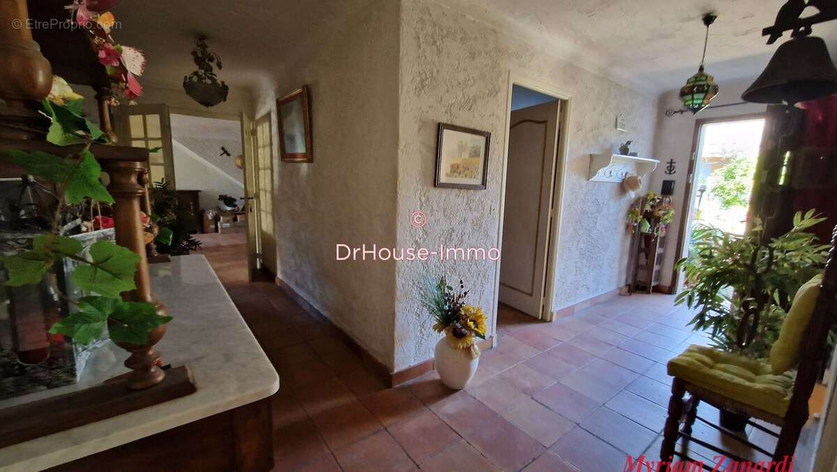 Maison à MOUANS-SARTOUX