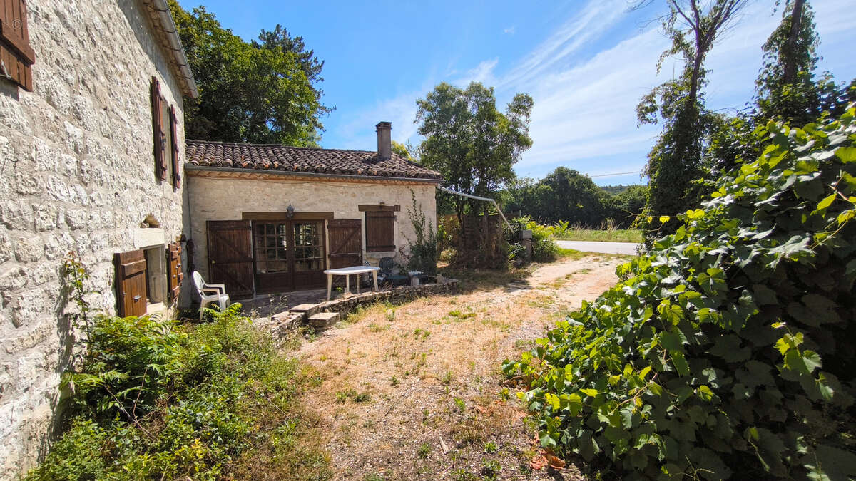 Maison à BAGAT-EN-QUERCY