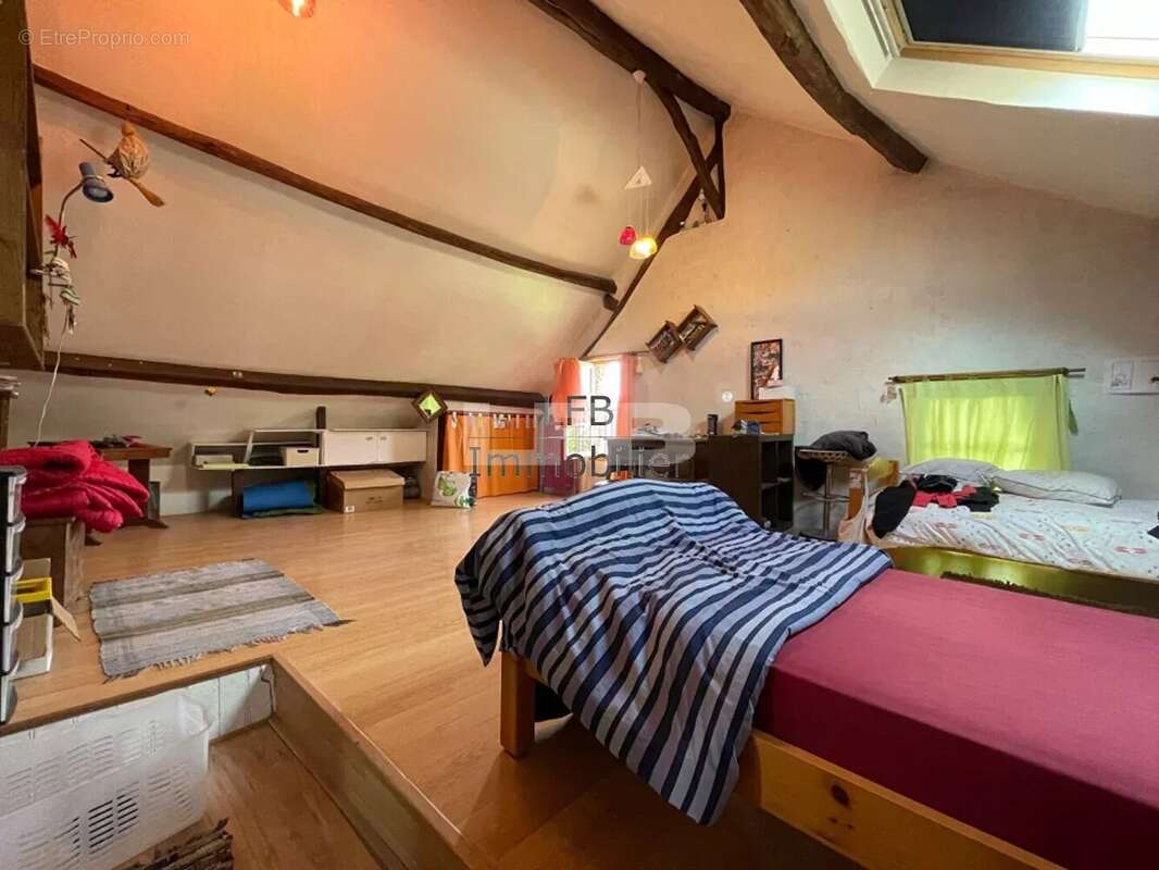 Maison à AUVERS-SUR-OISE