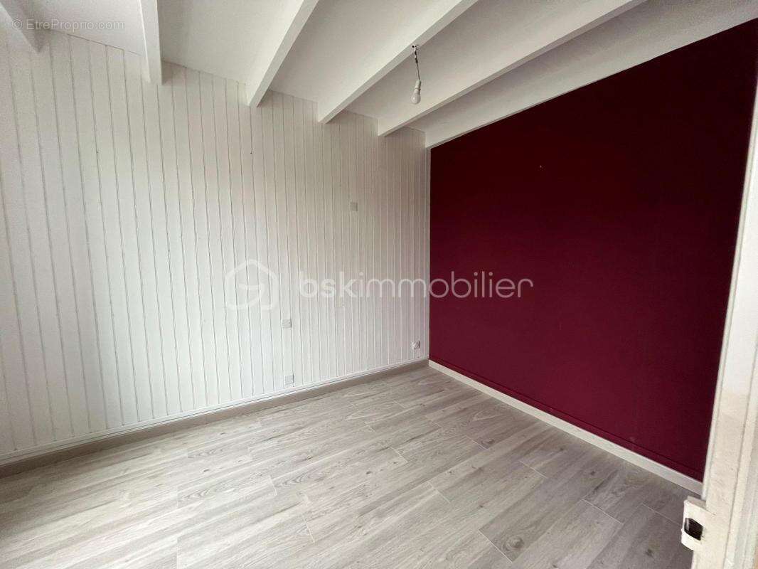 Maison à PRIN-DEYRANCON