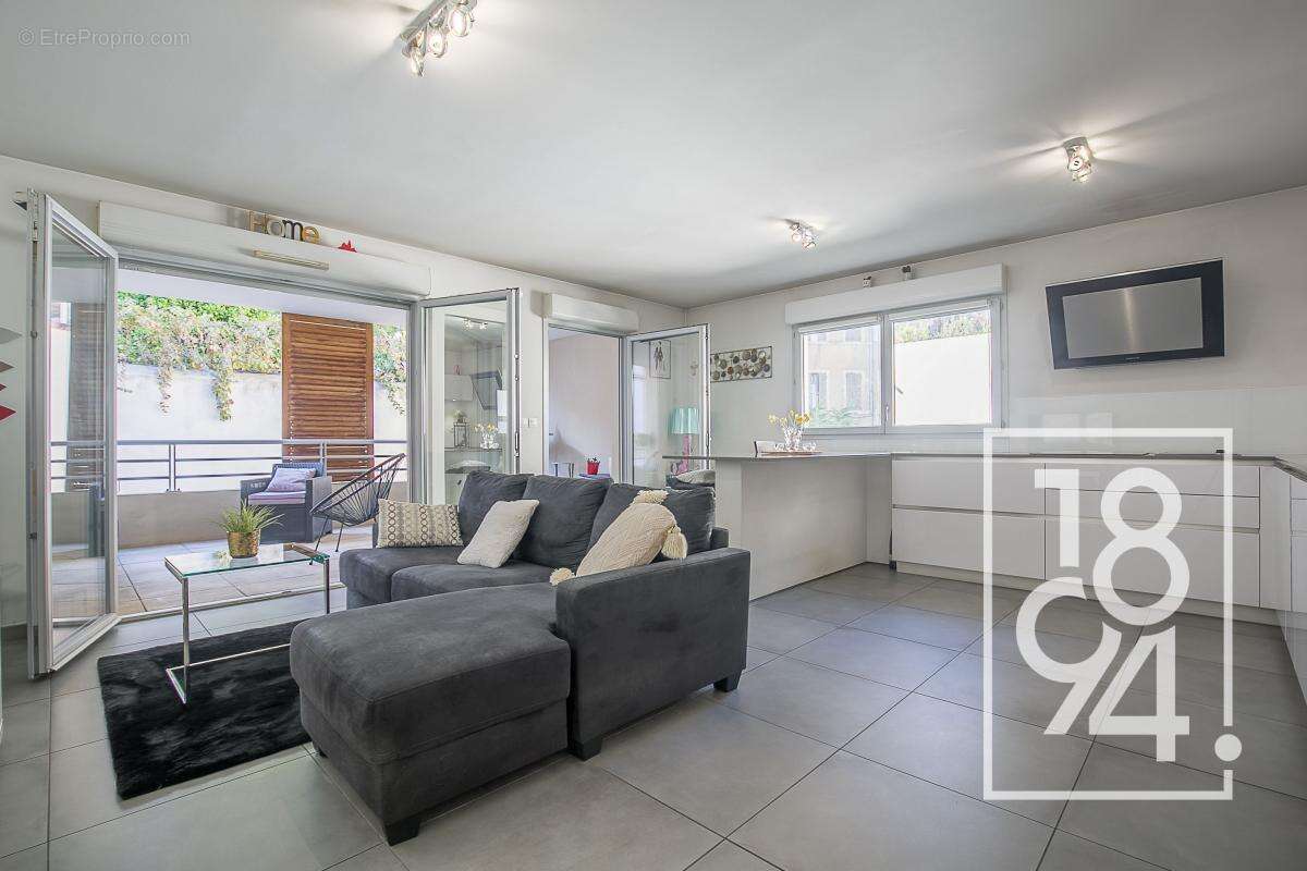 Appartement à MARSEILLE-7E