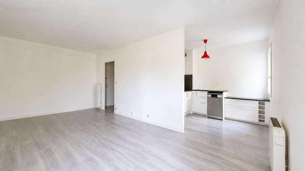 Appartement Nantes 2 pièce(s) 47 m2 proche de la Sèvre - photo 3