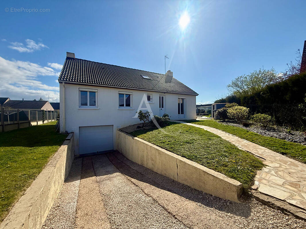 Maison à BAILLEAU-L'EVEQUE