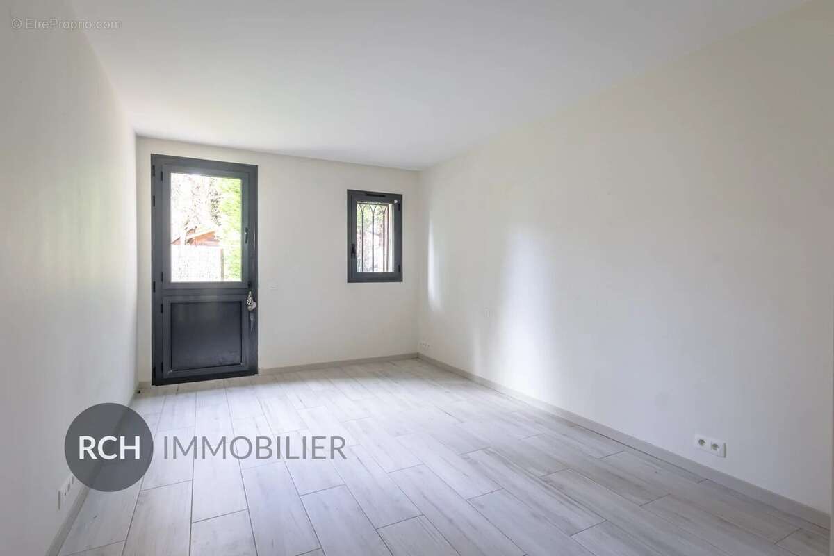 Maison à MONTFORT-L&#039;AMAURY