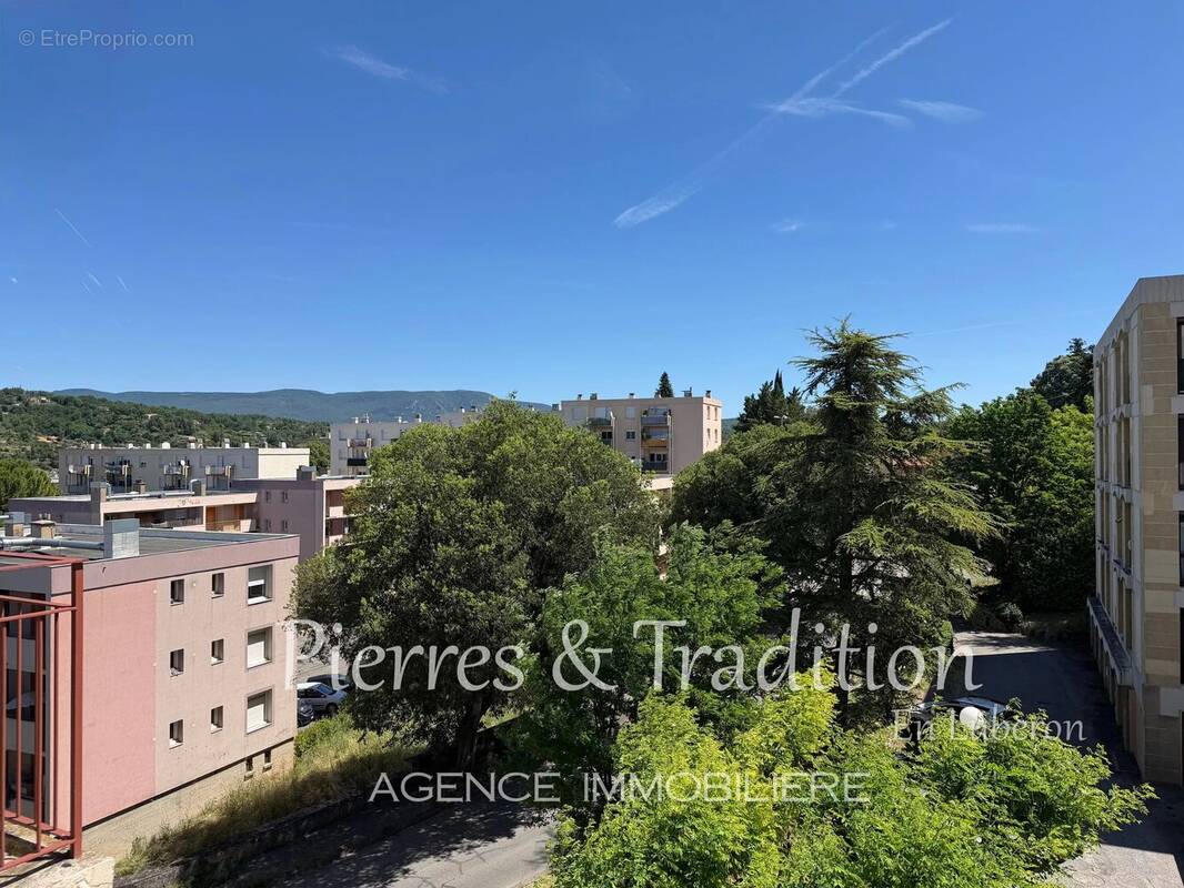Appartement à APT