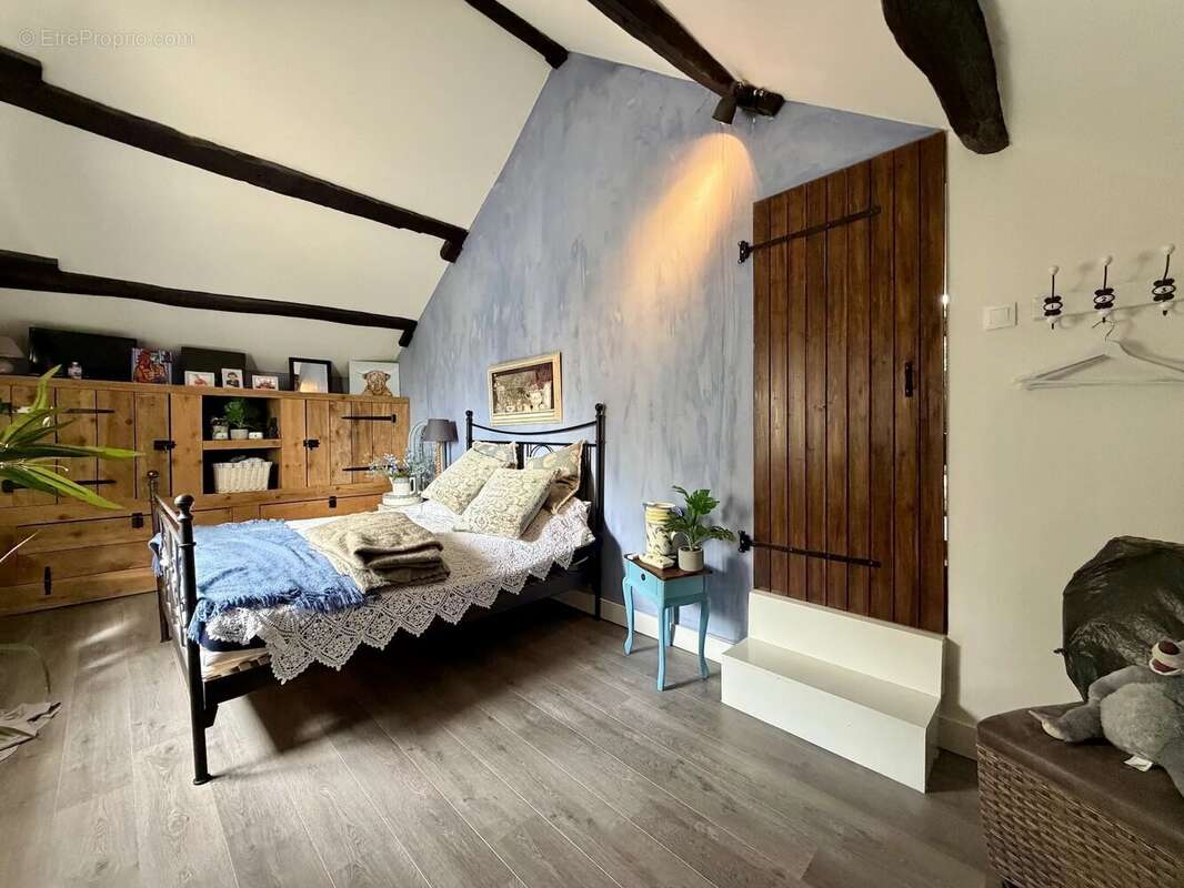 Maison à SAVIGNY-POIL-FOL