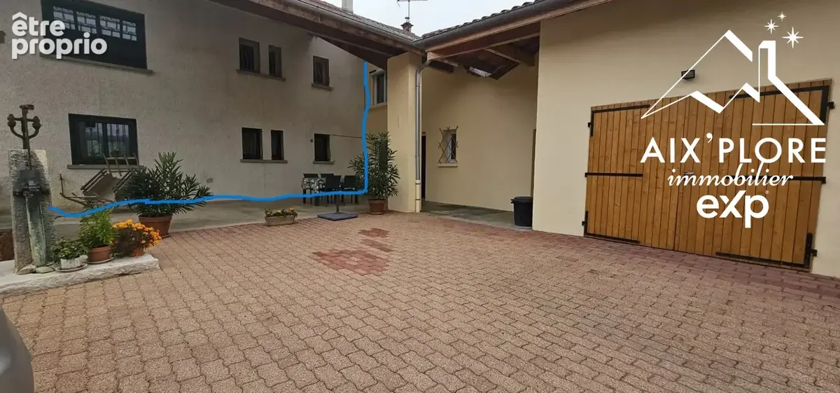 Maison à PRIAY