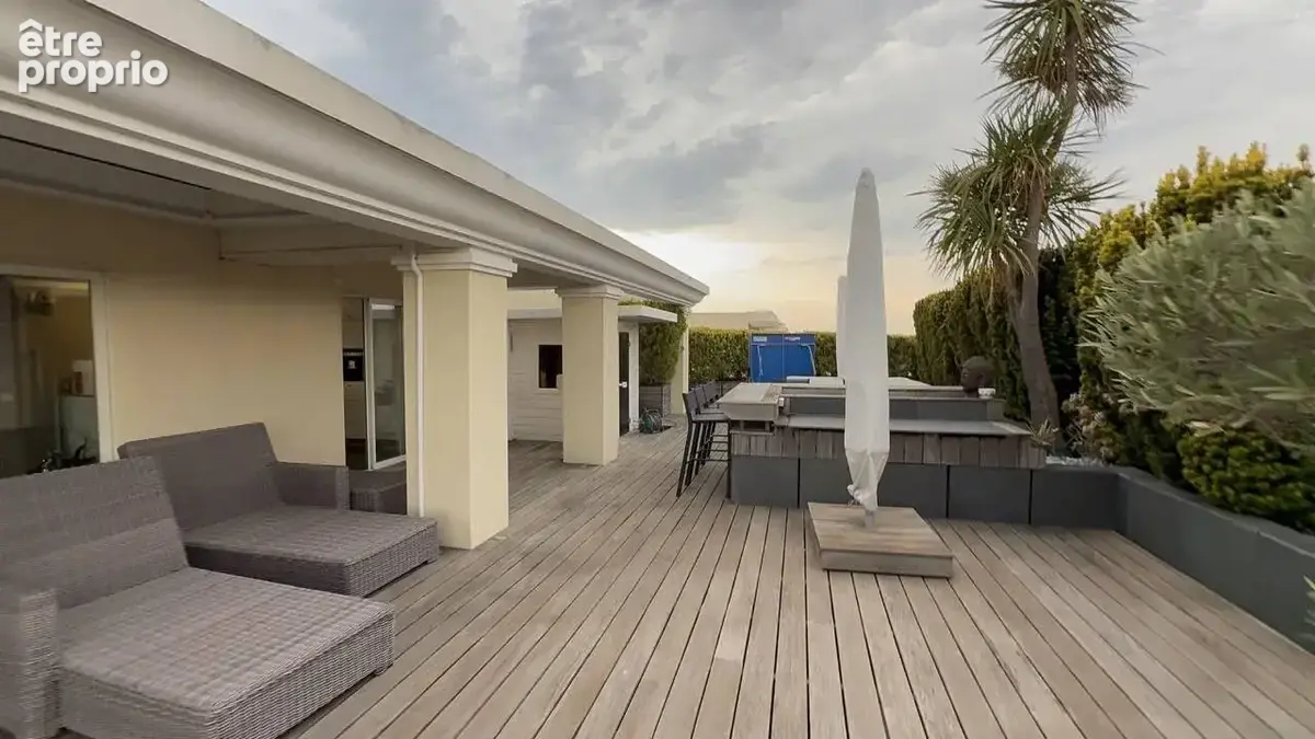 Appartement f5 avec terrasse de 140 M2  Vue mer Antibes ,Secteur Rabiac Estagnol - photo 9