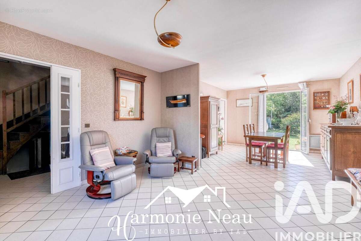 Photo 2 - Maison à NOISY-LE-SEC