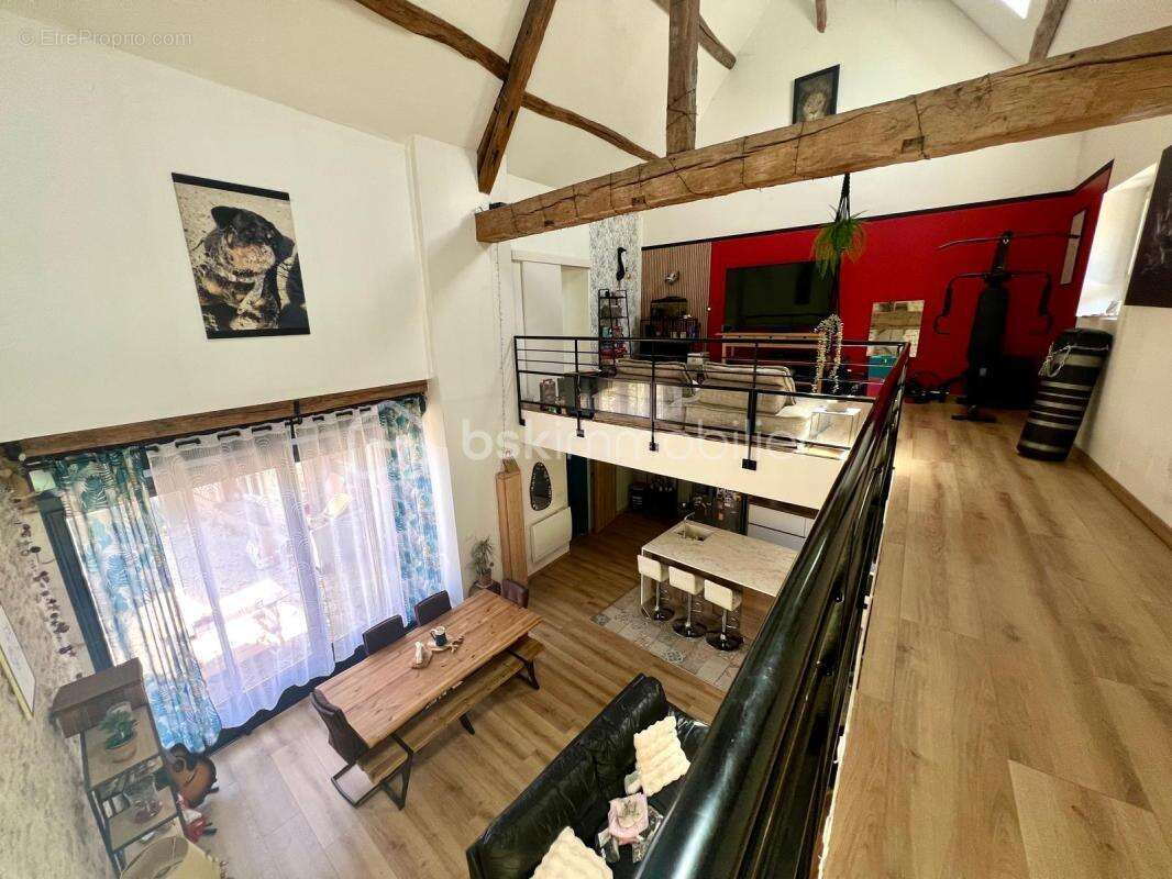 Maison à SACLAS