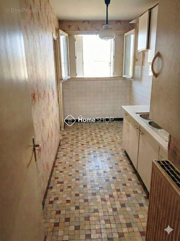 Appartement à SEPTEMES-LES-VALLONS