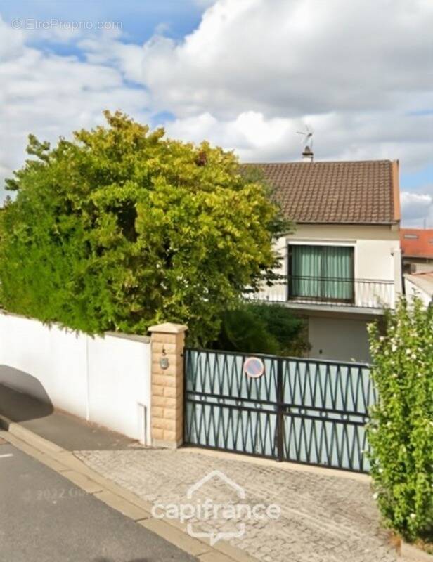 Maison à CHAMPIGNY-SUR-MARNE