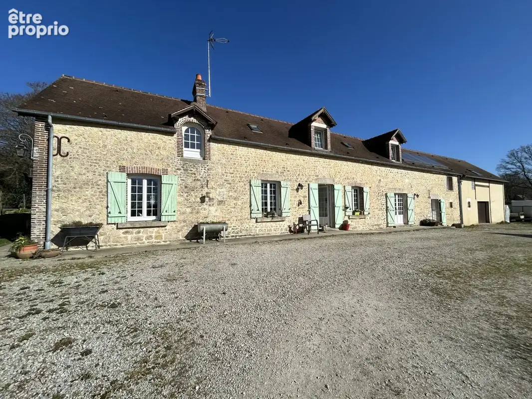 Maison à LE MELE-SUR-SARTHE